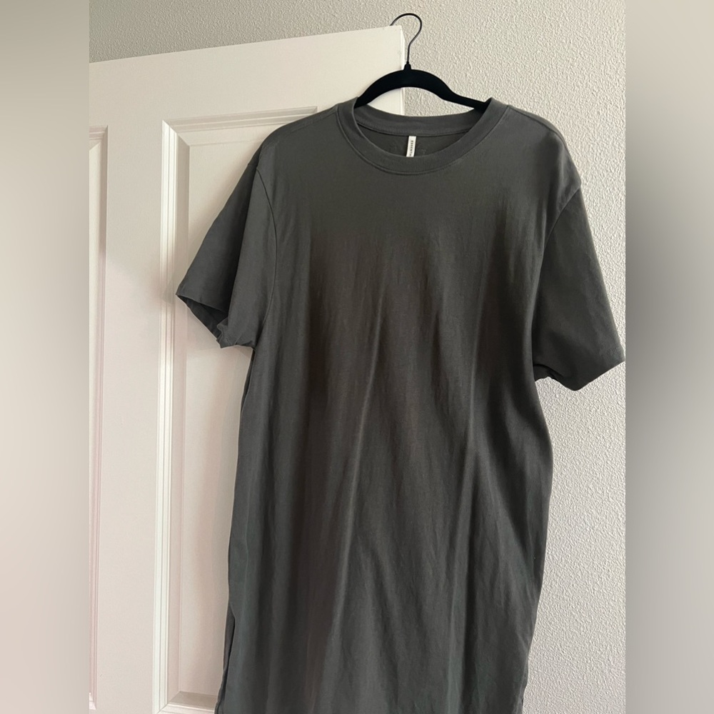 Essentials Short Sleeve Long T-Shirt